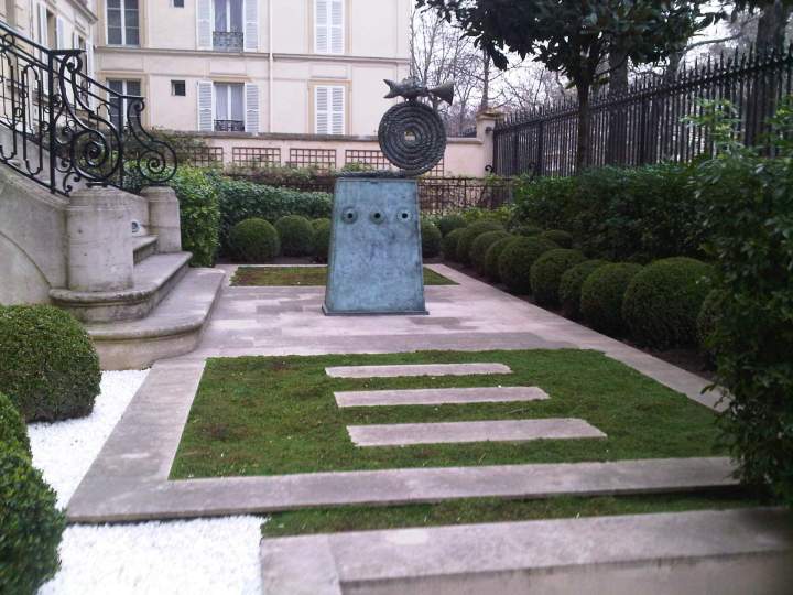 IMG00200 20110317 0917